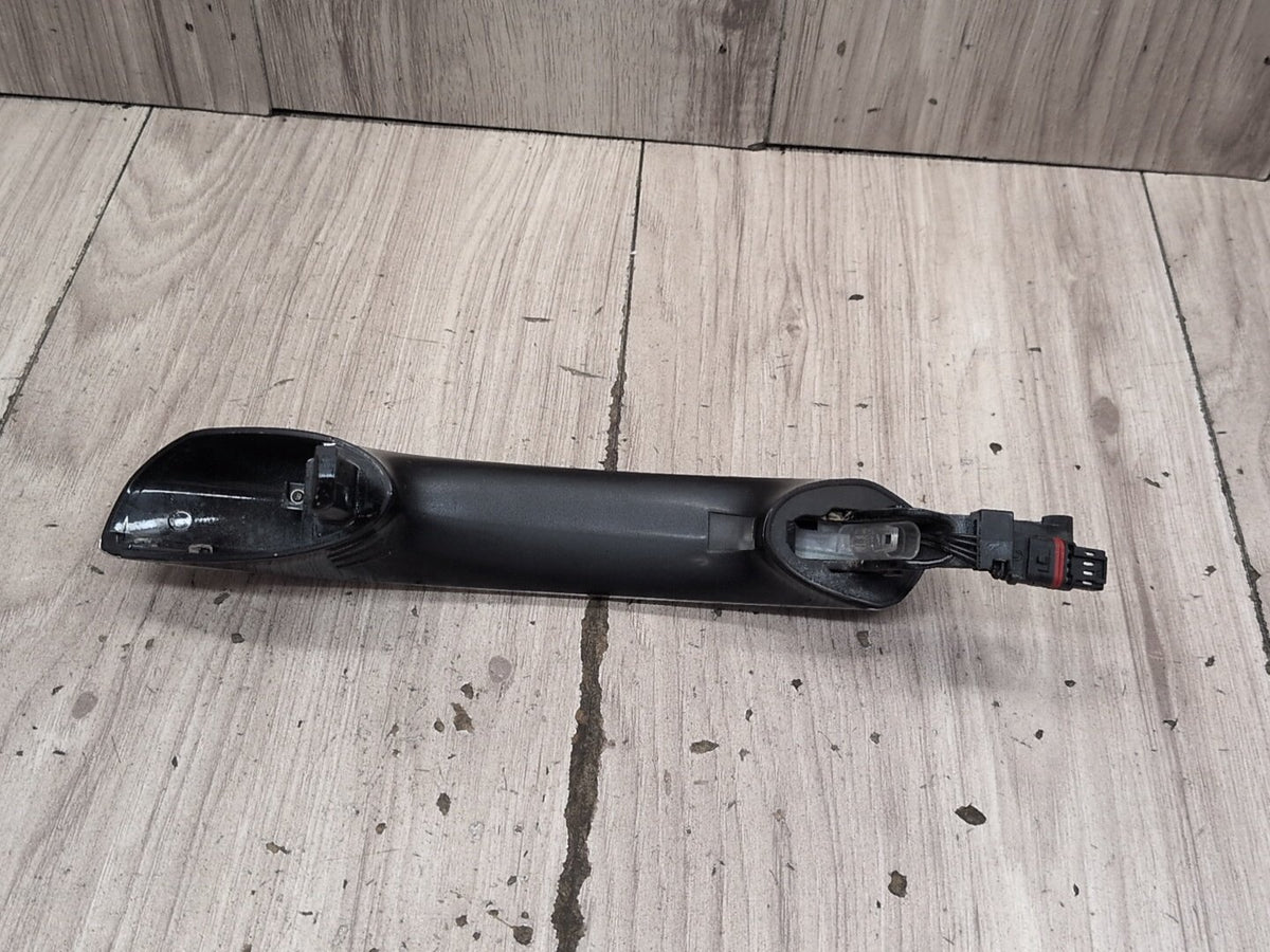 2016-2022 BMW 750i G12 Front Right Passenger Exterior Door Handle w/ Comfort Access 7472790 OEM