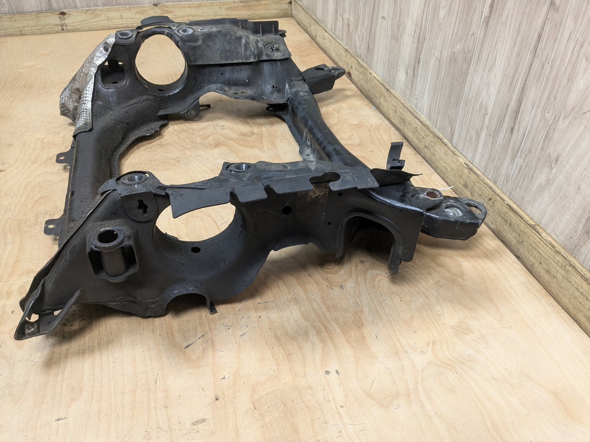 09-16 OEM Mercedes-Benz E550 W212 M278 Front Axle Support Crossmember Subframe