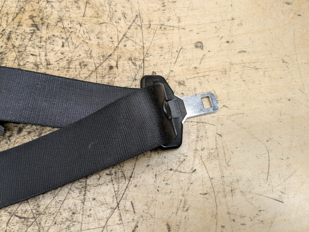 2008-2013 BMW 135i E88 Front Left Driver Seatbelt Retractor 6981477 OEM