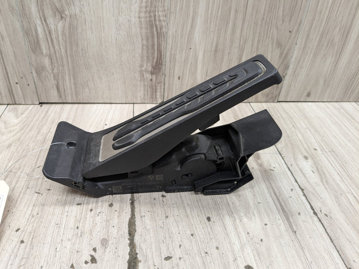 2022-2026 BMW 430i G26 Gas Accelarator Pedal 6889820 OEM