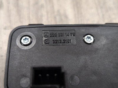 2009-2012 Mercedes E550 W212 Liftgate Trunk Lock Switch 2208211479 OEM