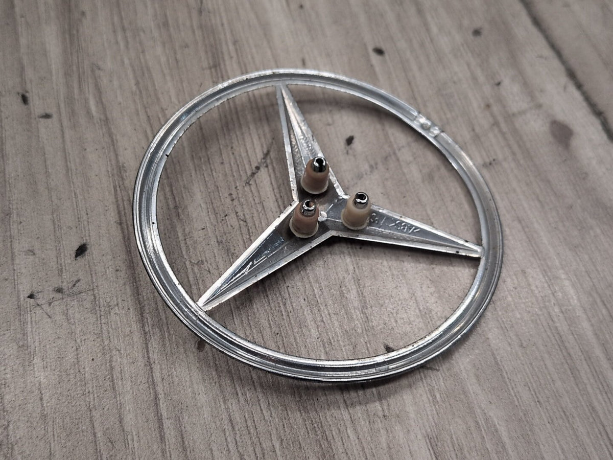 10-16 OEM Mercedes W212 E250 E350 E400 E550 Rear Trunk Emblem Star Badge Logo