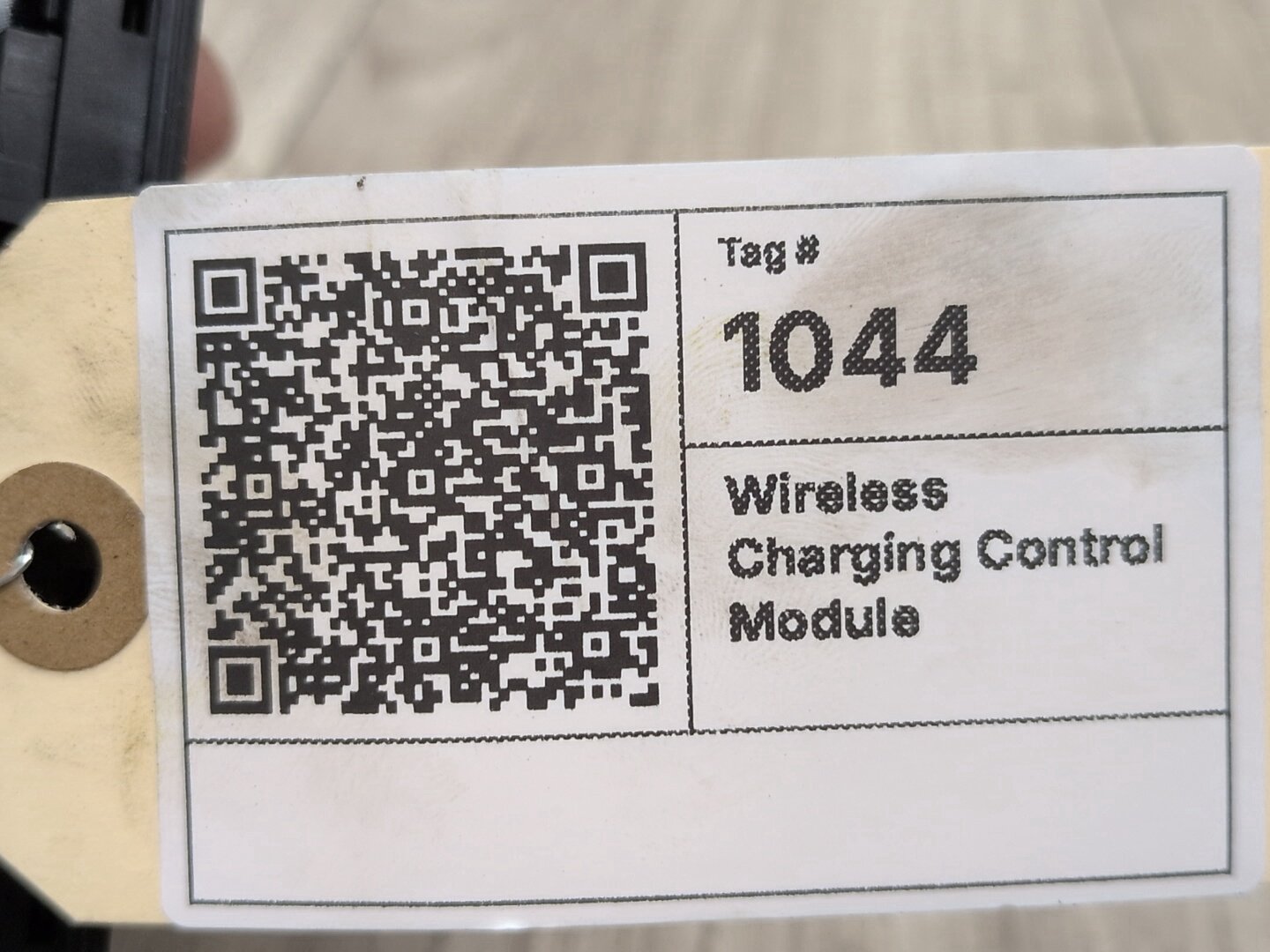 21-24 OEM BMW G80 G82 M3 M4 Center Console Wireless Phone Device Charger