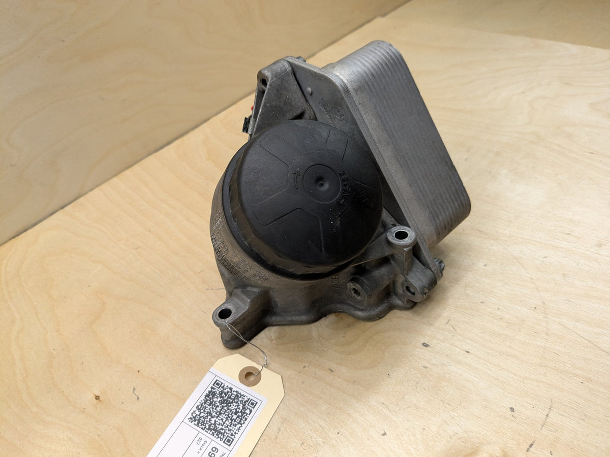 10-17 OEM BMW F01 F07 F10 F12 F25 X3 X4 N55 Engine Oil Filter Housing COOLER