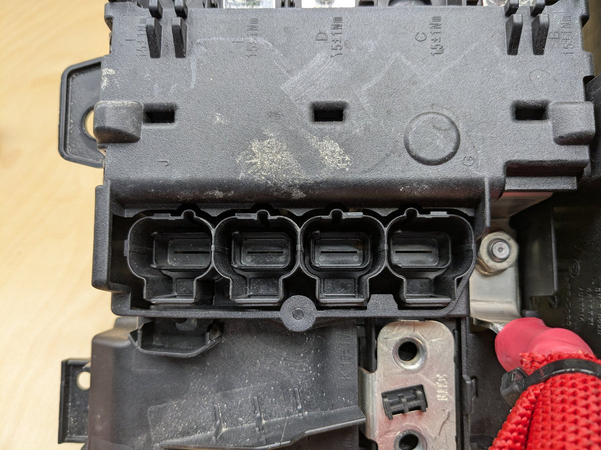 18-21 OEM BMW G01 G02 F98 X3 X4 Battery Plus Pole Terminal Positive Red Cable