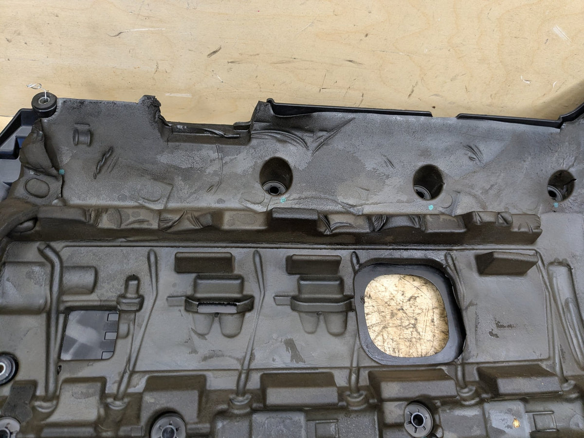 OEM BMW E88 E90 E92 E93 Engine Cover N54 Head Cylinder Ignition Coil Covering