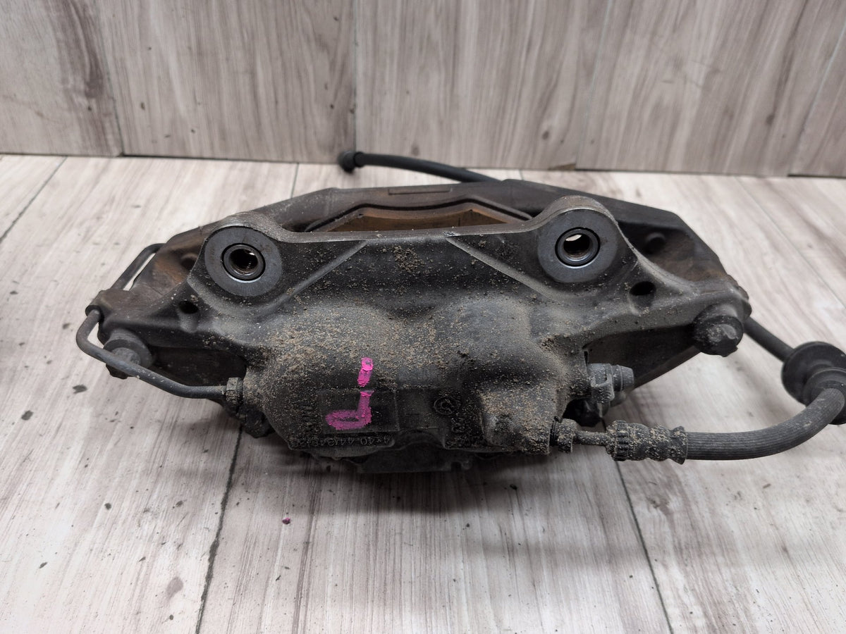 16-22 OEM BMW G11 G12 745eX 750i 750iX Front Left Right Brake Caliper Gray SET