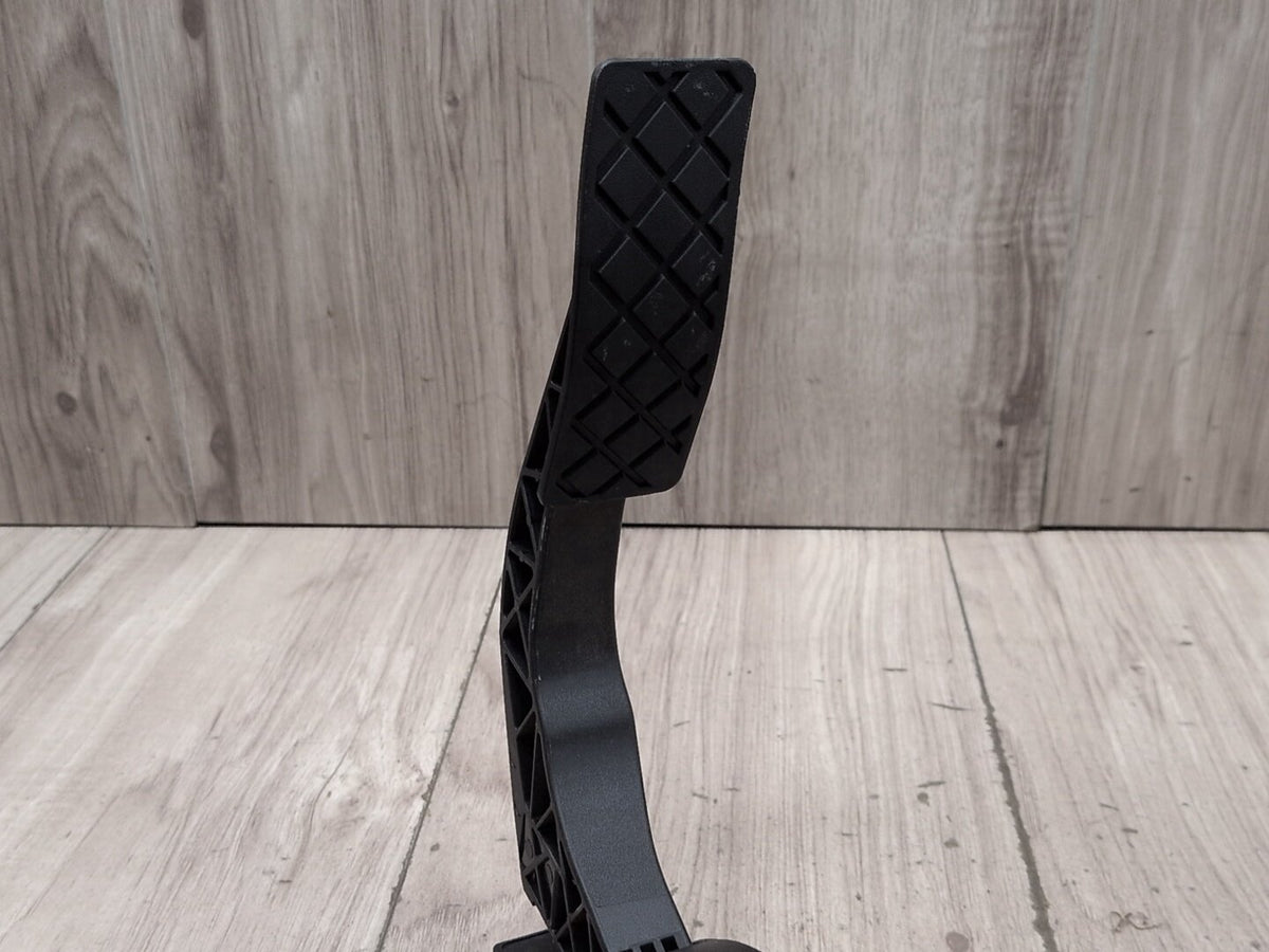 2013-2017 Audi S5 8T Gas Accelarator Pedal 4H1723523 OEM