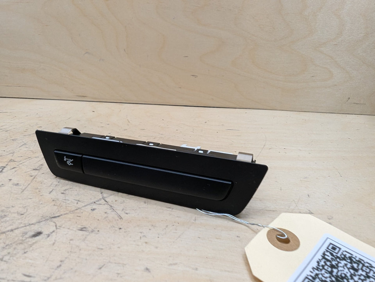 2010-2017 BMW 535i GT xDrive F07 - Front Left Driver Dashboard Dash Board Panel Trim PN: 9220050