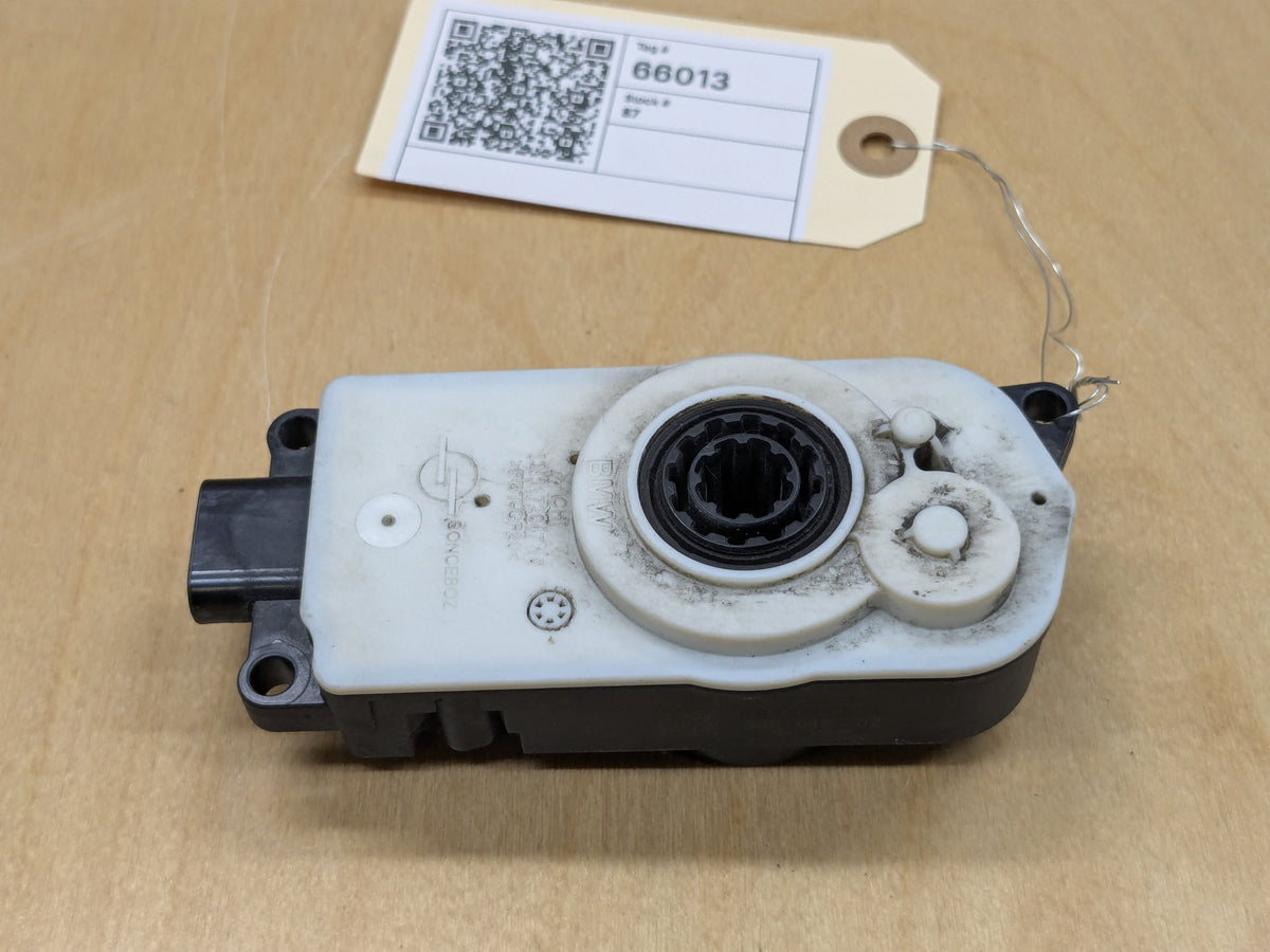 OEM BMW G05 G20 G22 G23 G26 330 M340 X5 Front Upper Grille Shutter Motor Module
