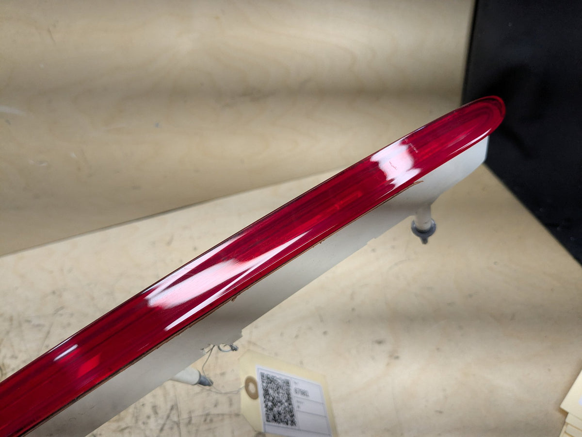 2008-2013 BMW 135i E88 Upper Liftgate Trunk Lid 3rd Brake Light 7164978 OEM