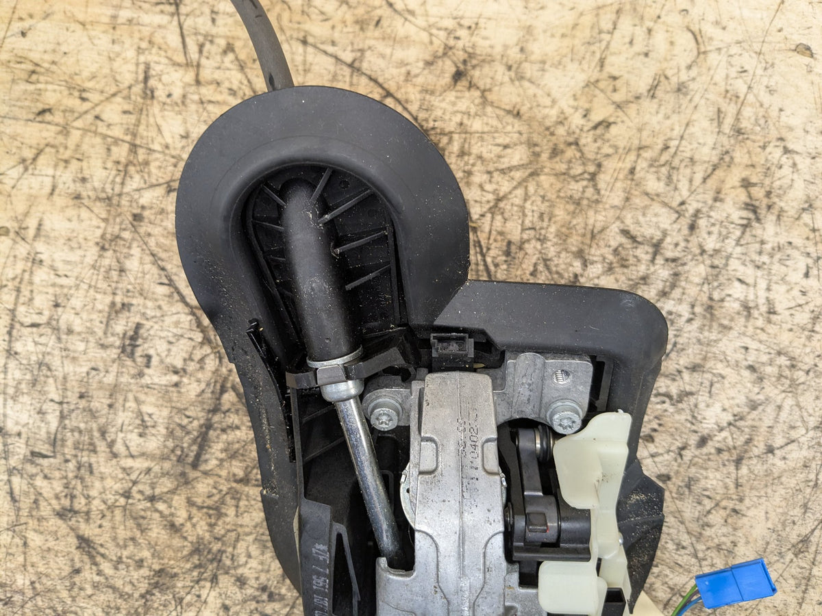 2008-2013 BMW 135i E88 Transmission Switch Shifter Assembly 7561187 OEM