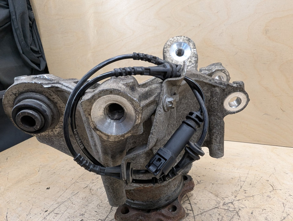 OEM BMW G05 G06 G07 X5 X6 X7 Rear Right Passenger Hub Spindle Knuckle Bearing