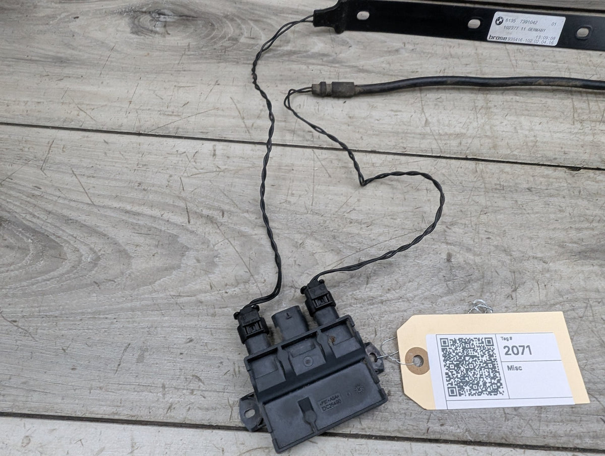 2011-2016 BMW 528i F10 Rear Smart Opener Sensor Module W/ Harness & Strap SET 7458420 Estimated Current mileage:71,680 OEM