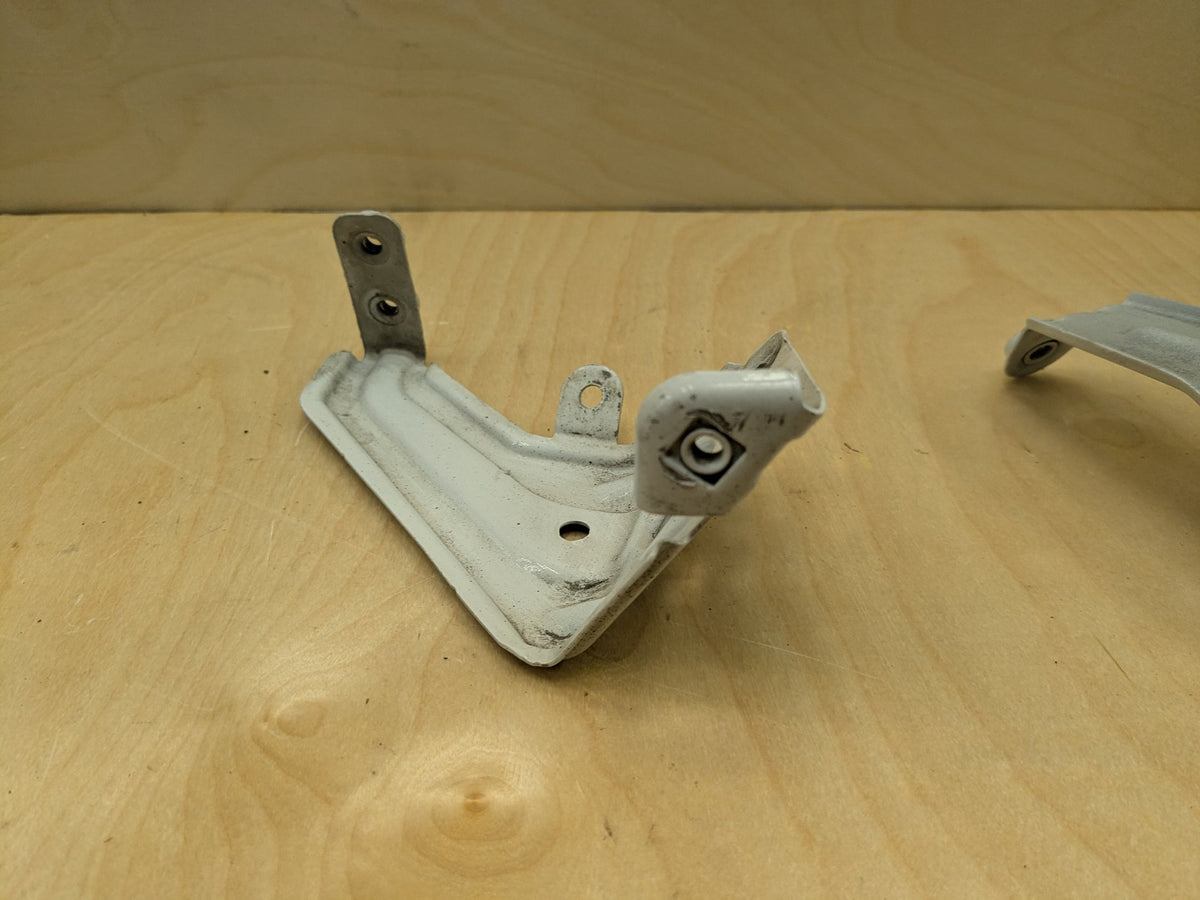 2018-2025 BMW X3 G01 Front Left Driver Fender Brackets SET 7424677 OEM
