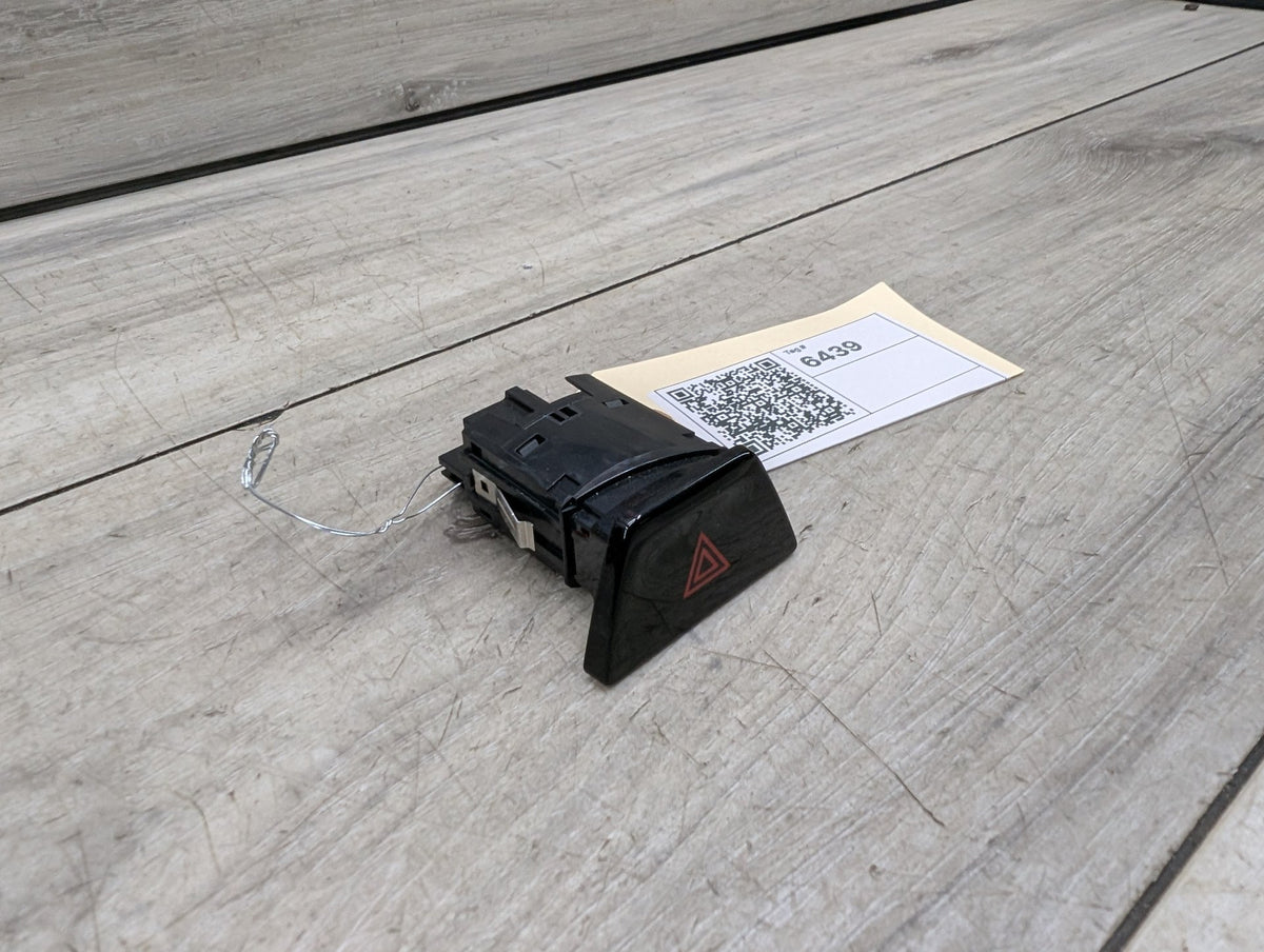 2017-2023 BMW 530i G30 Hazard Warning Switch 6993046 OEM