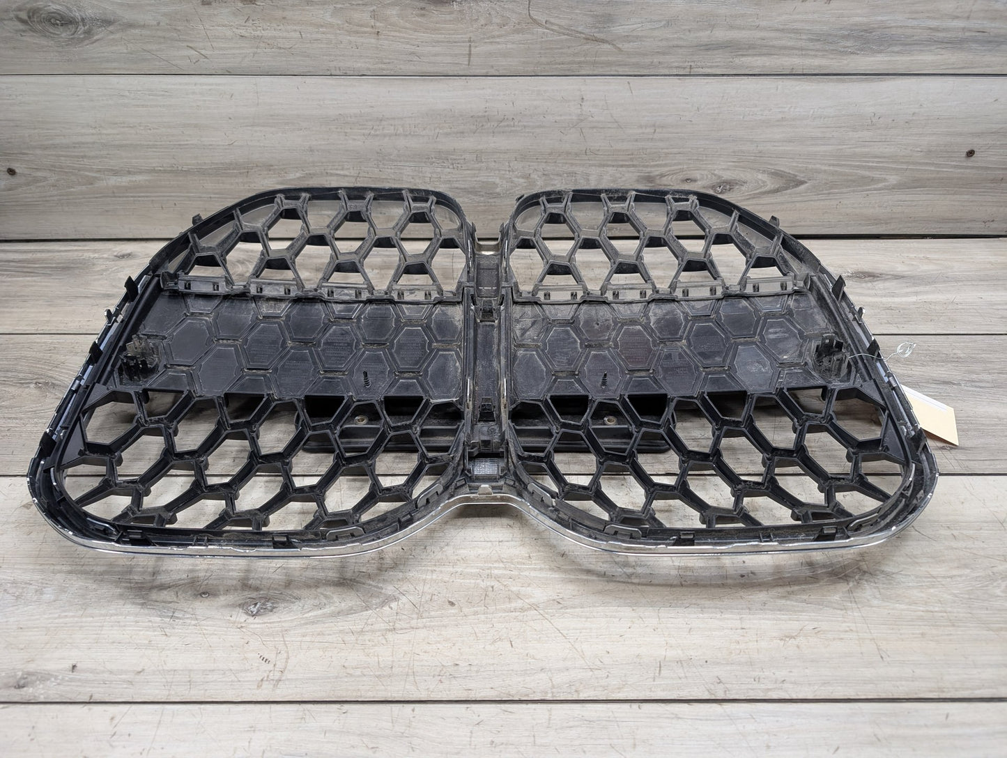 2021-2026 BMW 430i G22 Front Middle Center Bumper Cover Grille 7486809