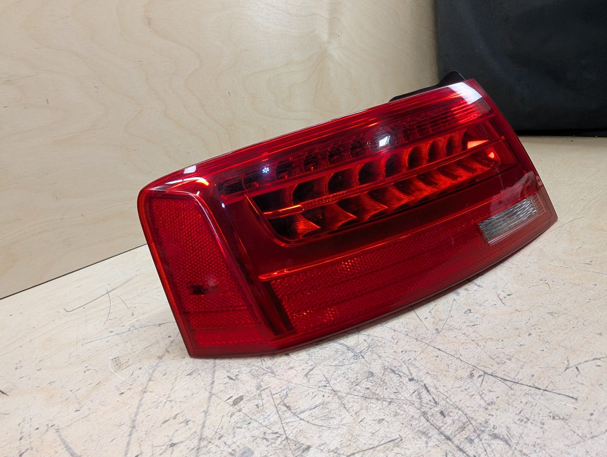 2011-2017 Audi RS5 8T Rear Left Driver Outer Tail Light 8T0945095J OEM