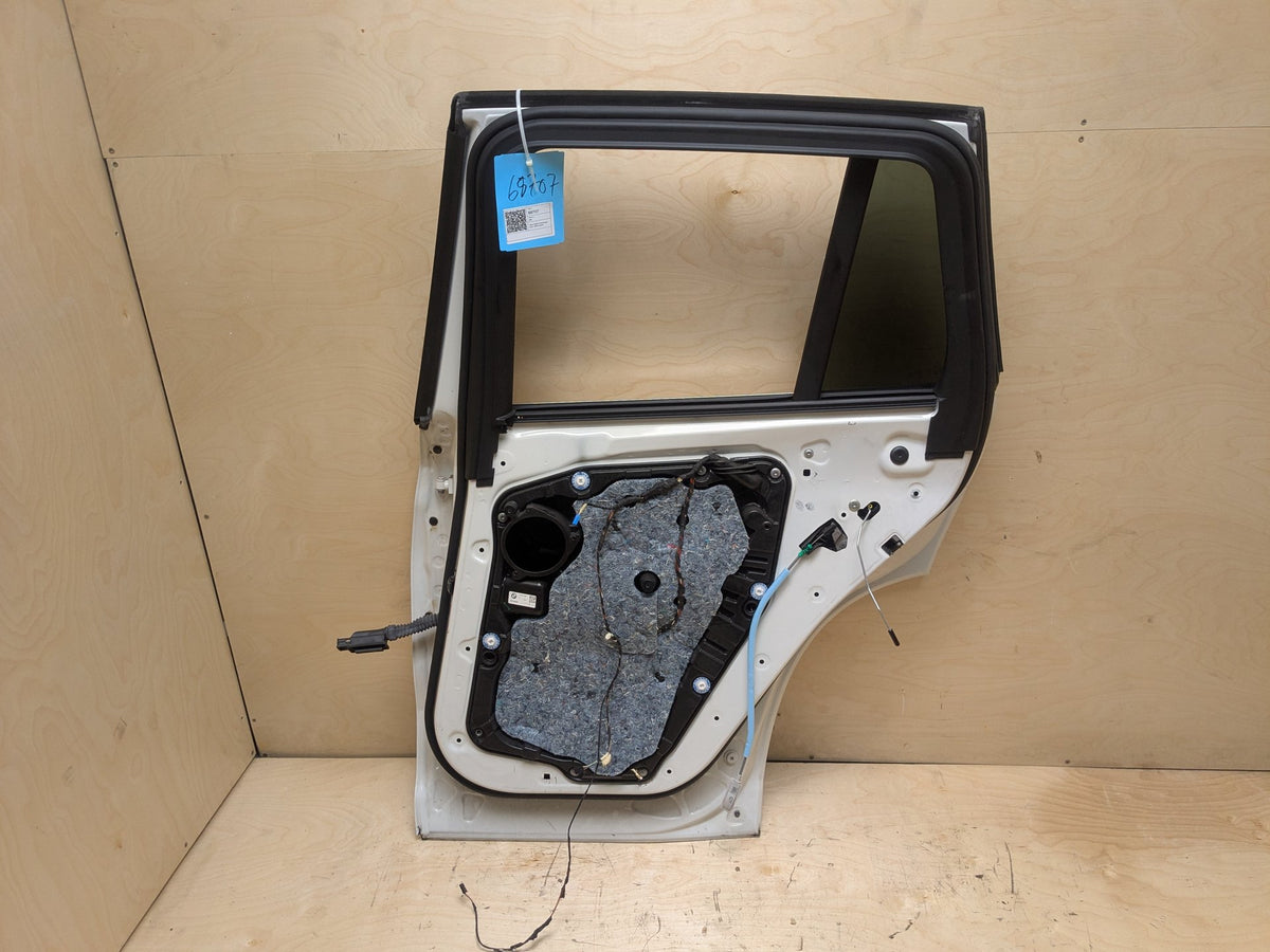*18-24 OEM BMW X3 G01 Rear Right Passenger Door Shell Panel White 300