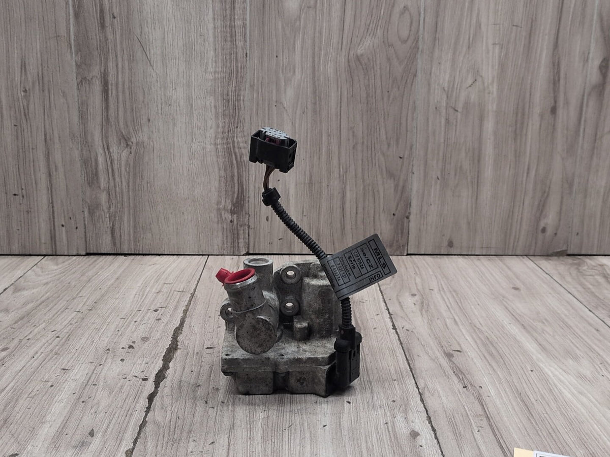 06–10 BMW E60 E63 M5 M6 S85 V10 Engine Idle Actuator Control Valve Unit