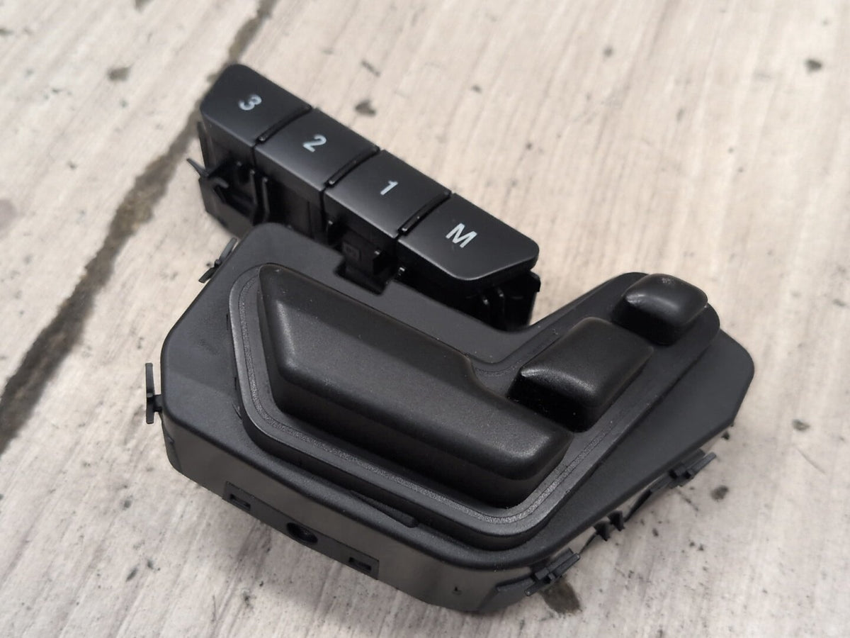2009-2012 Mercedes E550 W212 Front Right Passenger Seat Memory Switch