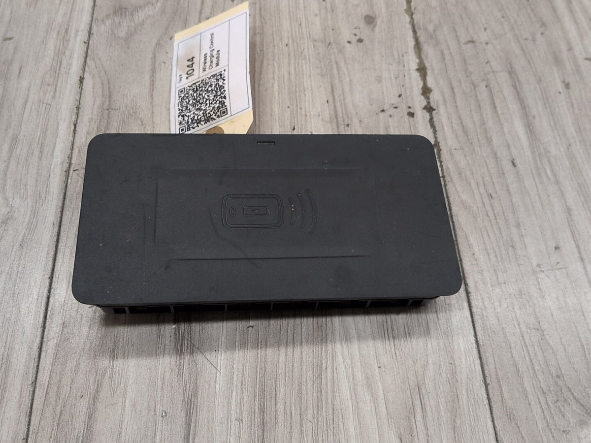 21-24 OEM BMW G80 G82 M3 M4 Center Console Wireless Phone Device Charger