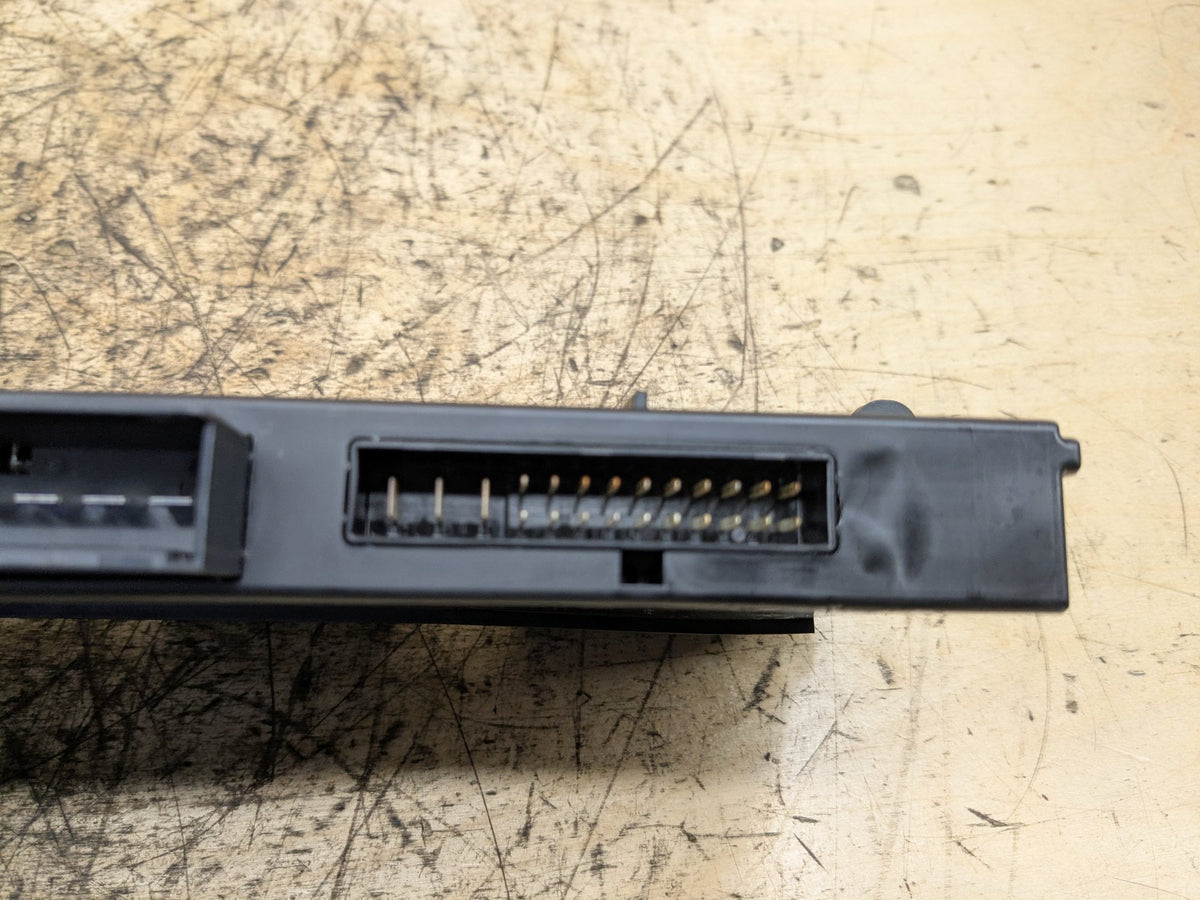 2008-2013 BMW 135i E88 BCM Body Control Module 9226333 OEM