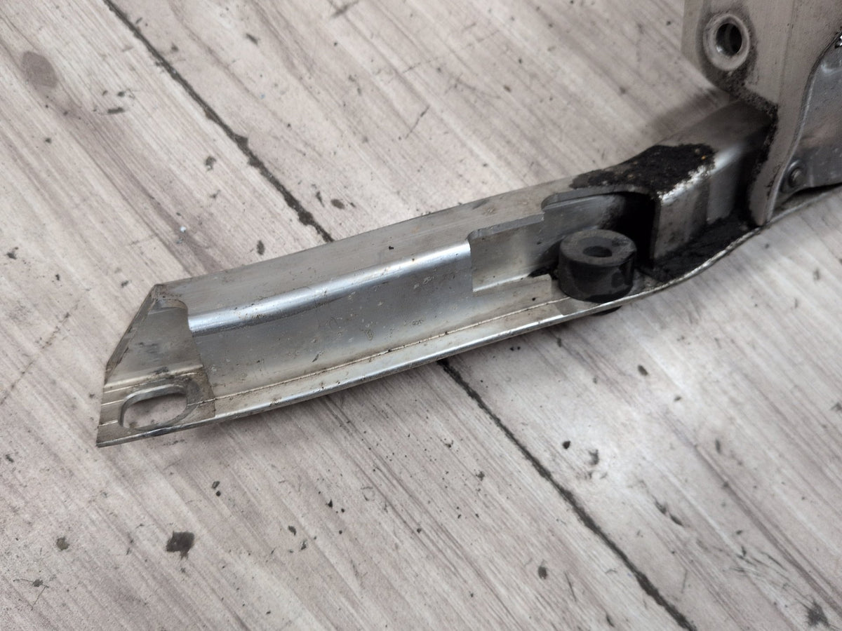 2011-2016 BMW M5 F10 Hood Bonnet Hinges SET 7186514 OEM