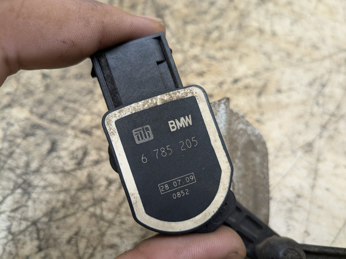 2008-2013 BMW 135i E88 Suspension Height Level Sensor 6785205 OEM