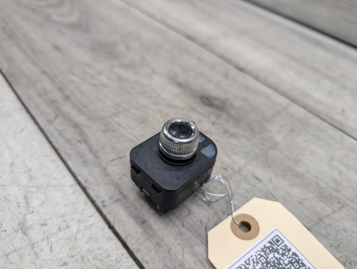 2008-2017 Audi S5 8T Front Left Driver Door Master Window Switch 8K0959565F OEM