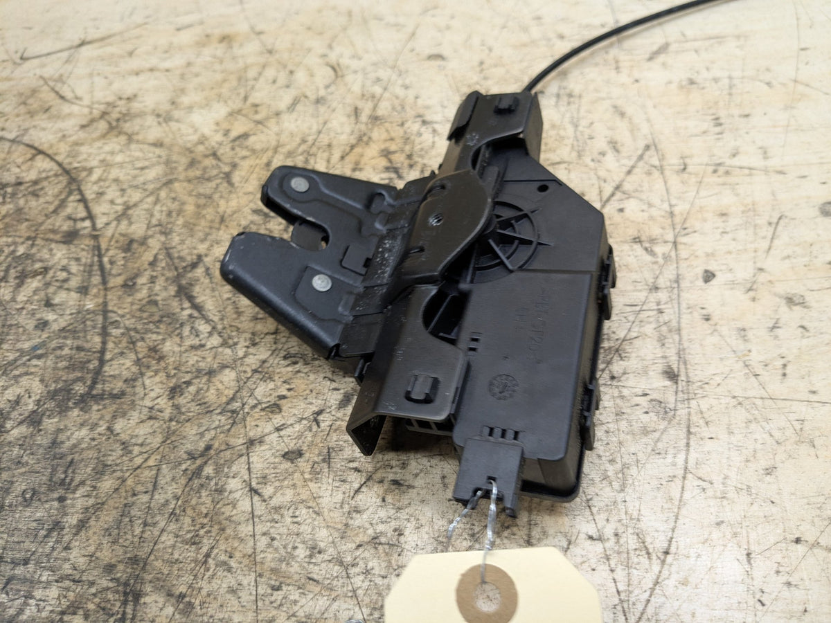 OEM BMW E82 E88 E90 E92 E93 Rear Trunk Lid Latch Lock Opener Actuator w/ Cable