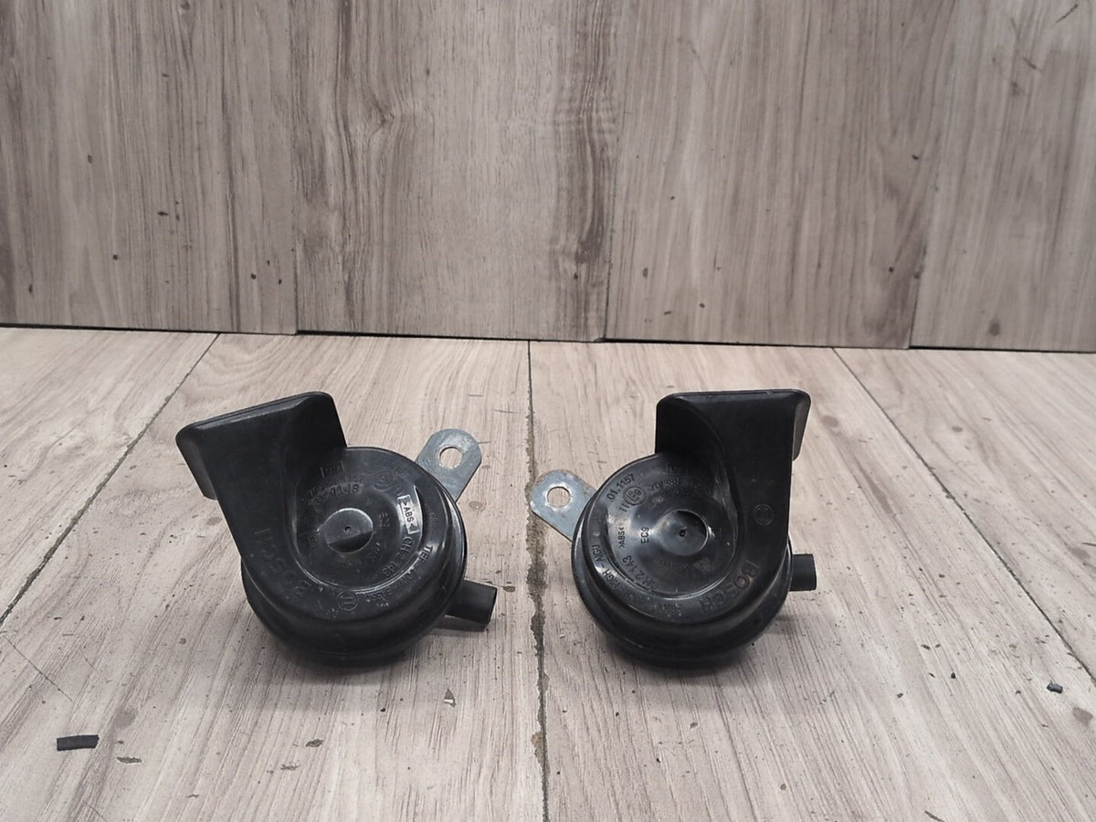 2004-2010 BMW M6 E64 Alarm Horns SET 7839346 OEM
