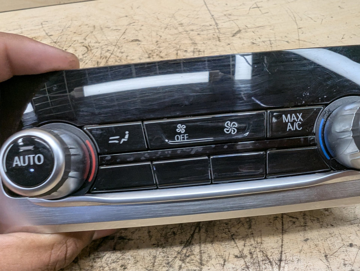 2016-2019 BMW 740Li G12 Rear AC Heater Climate Control Switch 9399331 OEM