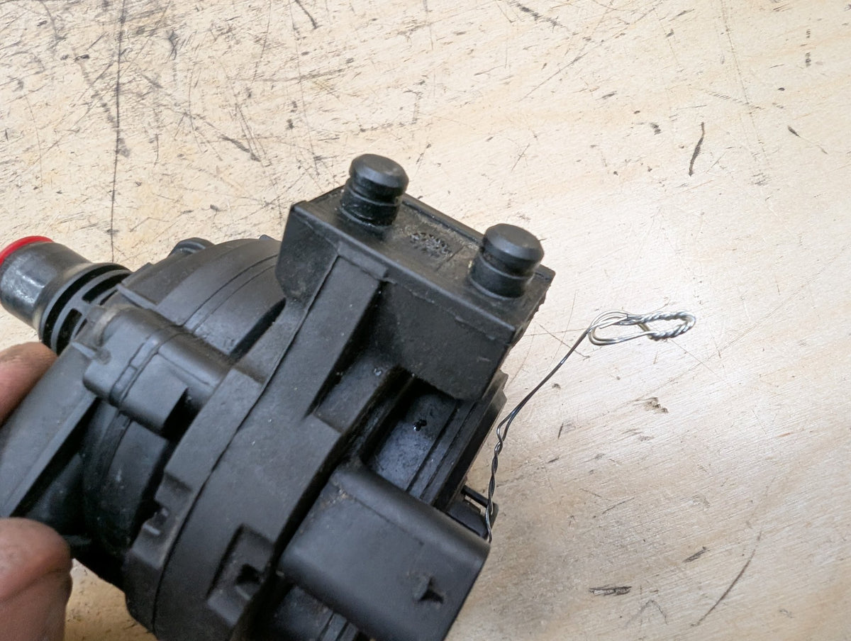 MATCH* OEM BMW F22 F30 F36 G01 G05 G20 G80 Engine Auxiliary Electric Water Pump
