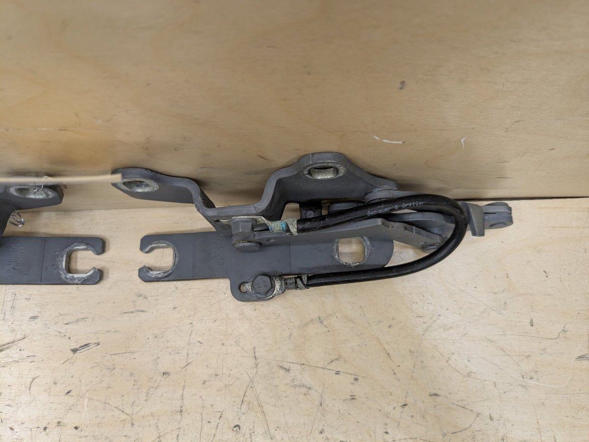 2007-2013 BMW 328i E92 Hood Bonnet Hinges SET 7115264 OEM