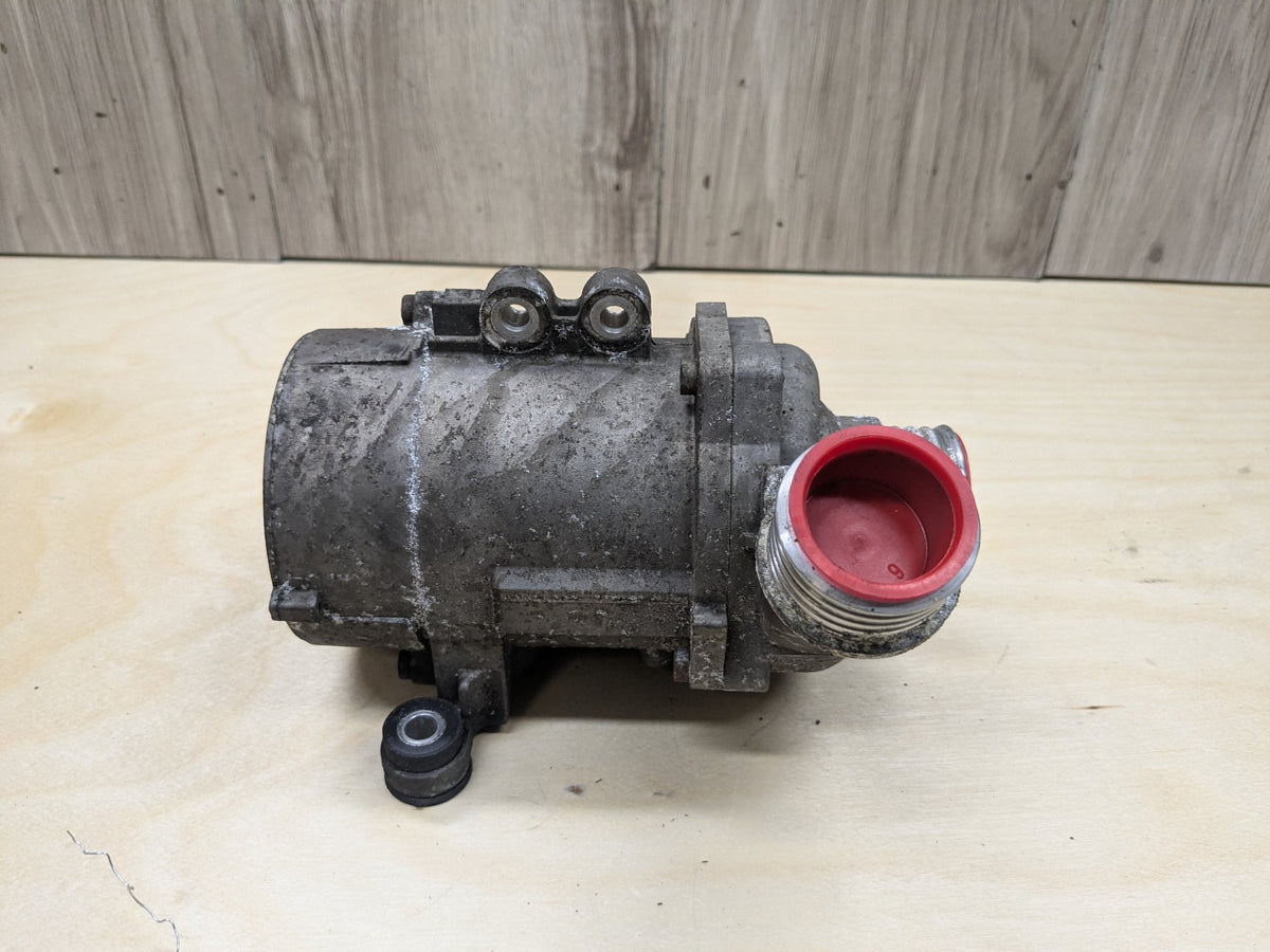 OEM BMW E82 E90 E92 E93 128 328 Engine N52 Auxiliary Electric Water Pump Cooling