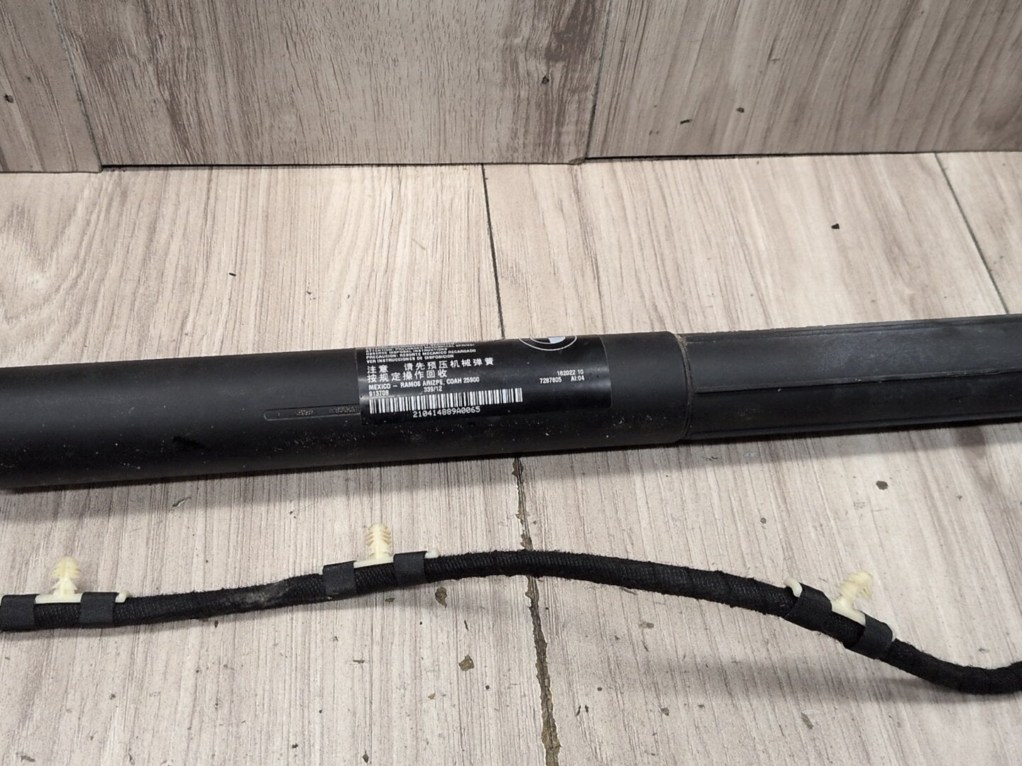 2011 - 2017 BMW X3 F25 Rear Left Right Liftgate Trunk Lid Strut Shock Supports SET 7287805 N20B20O0
