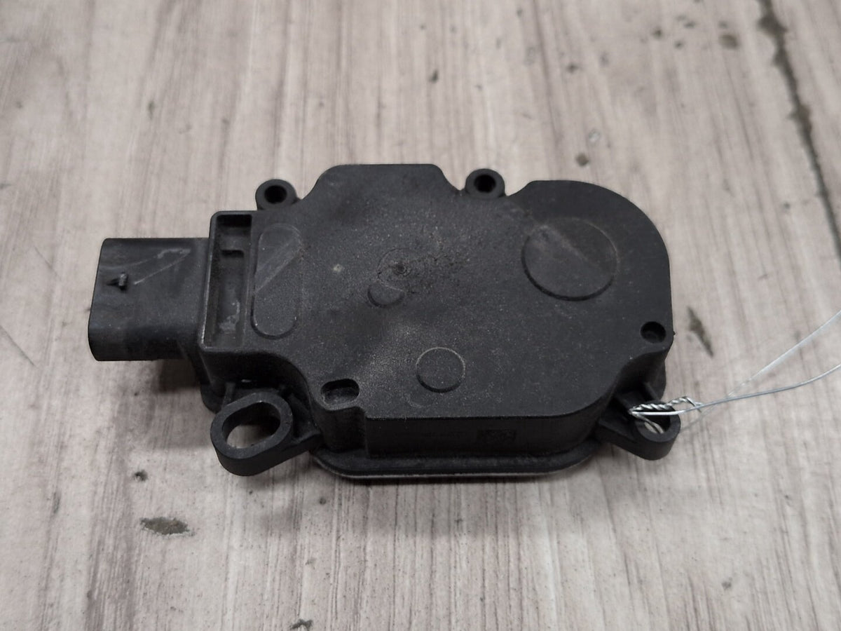2011-2016 BMW 535i F10 Front Bumper Radiator Air Flap Shutter Motor Actuator 7193168 OEM