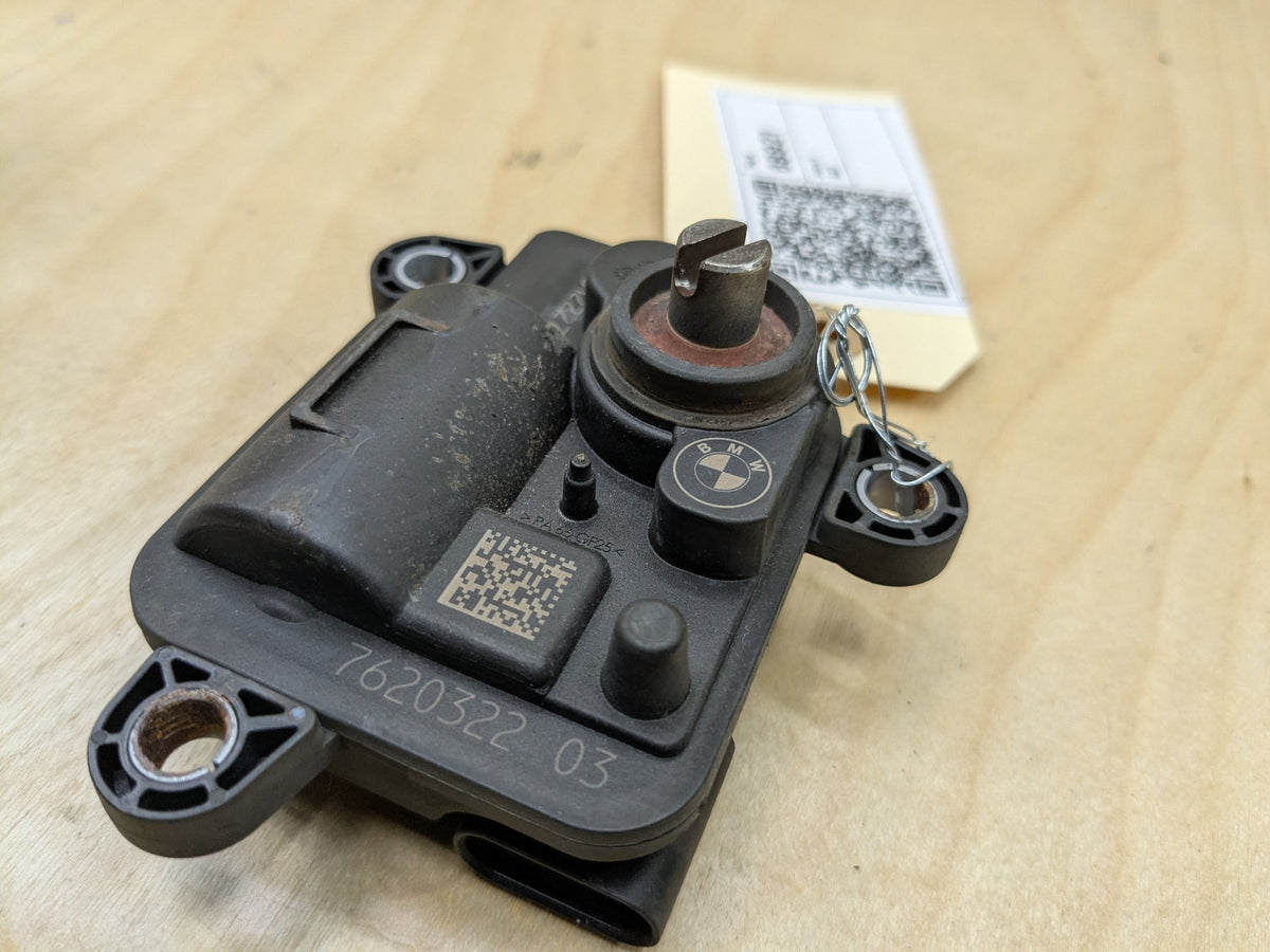 OEM BMW F15 F16 F22 F23 F30 F32 F33 F36 F44 Muffler Exhaust Flap Actuator Motor