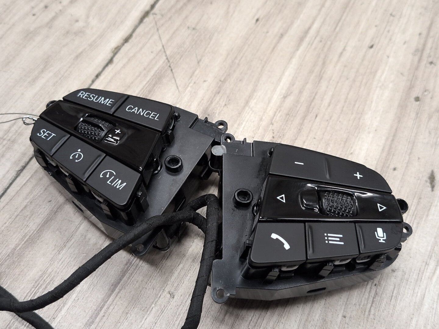 2022 BMW M340i G20- Steering Wheel Switch Buttons