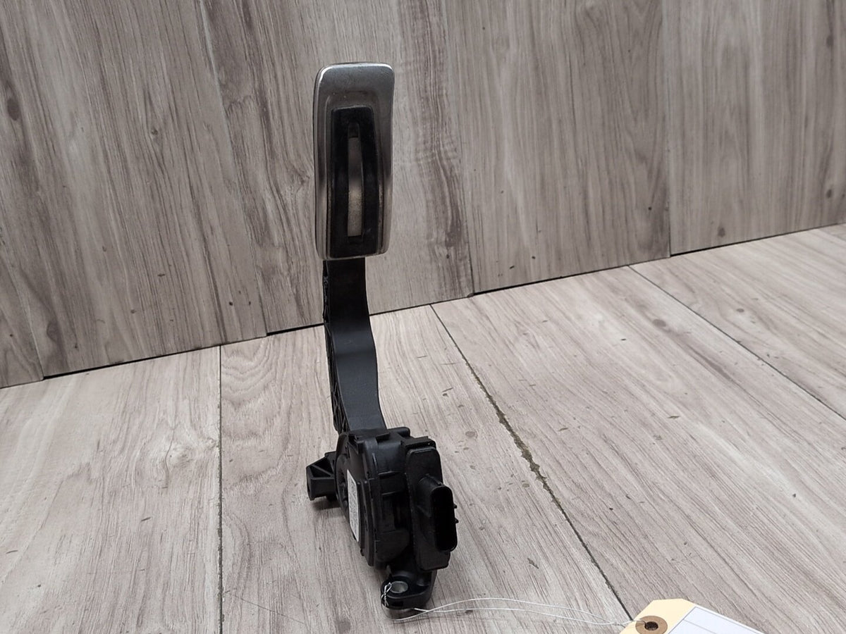 2008-2017 Audi S5 8T Gas Accelarator Pedal 4H1723523 OEM