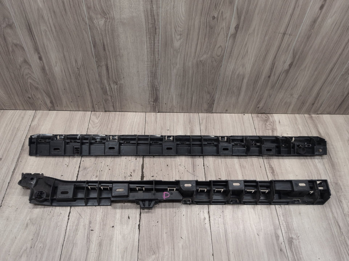 2011-2016 BMW M5 F10 Left Driver Side Rocker Panel Brackets SET 7184777 OEM