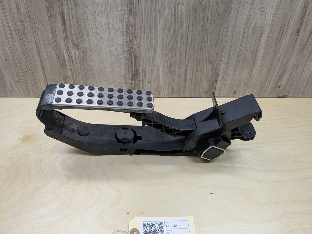 2009-2011 Mercedes-Benz SLK-Class R171 Gas Accelarator Pedal A2113001604 OEM