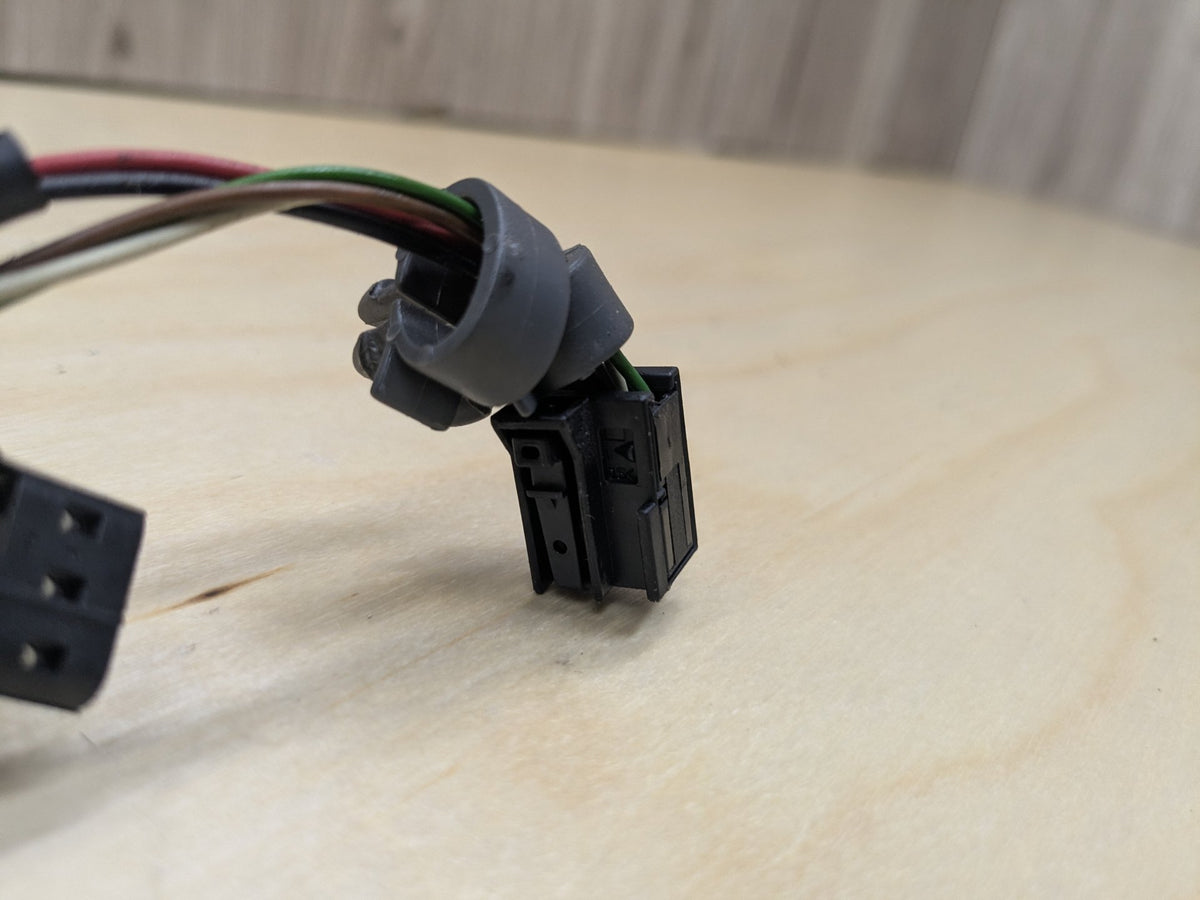 2009-2011 Mercedes-Benz SLK-Class R171 Right Door Latch Actuator A1717202835