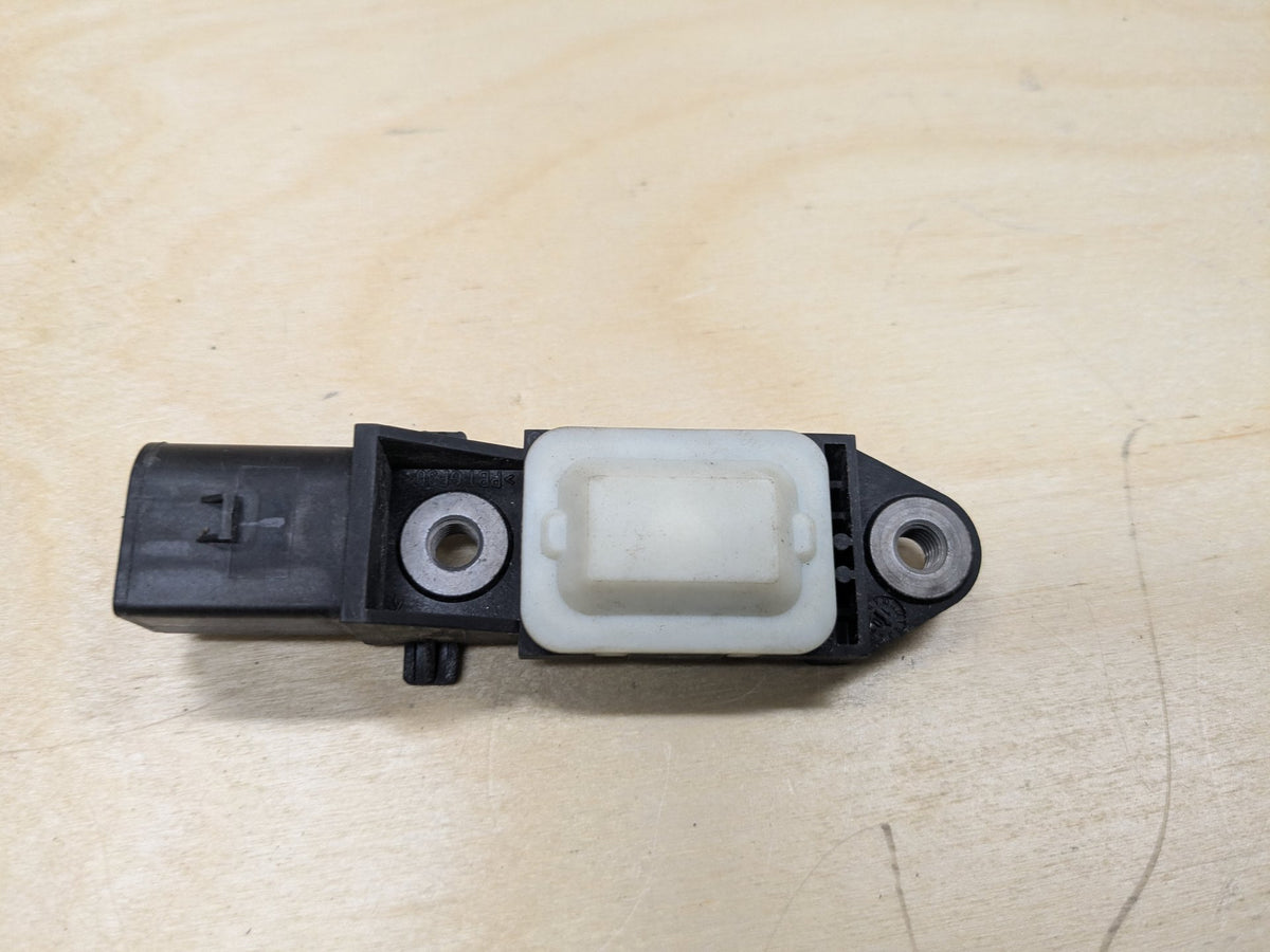 2009-2011 Mercedes-Benz SLK-Class R171 Yaw Rate Sensor Module A0038212851 OEM