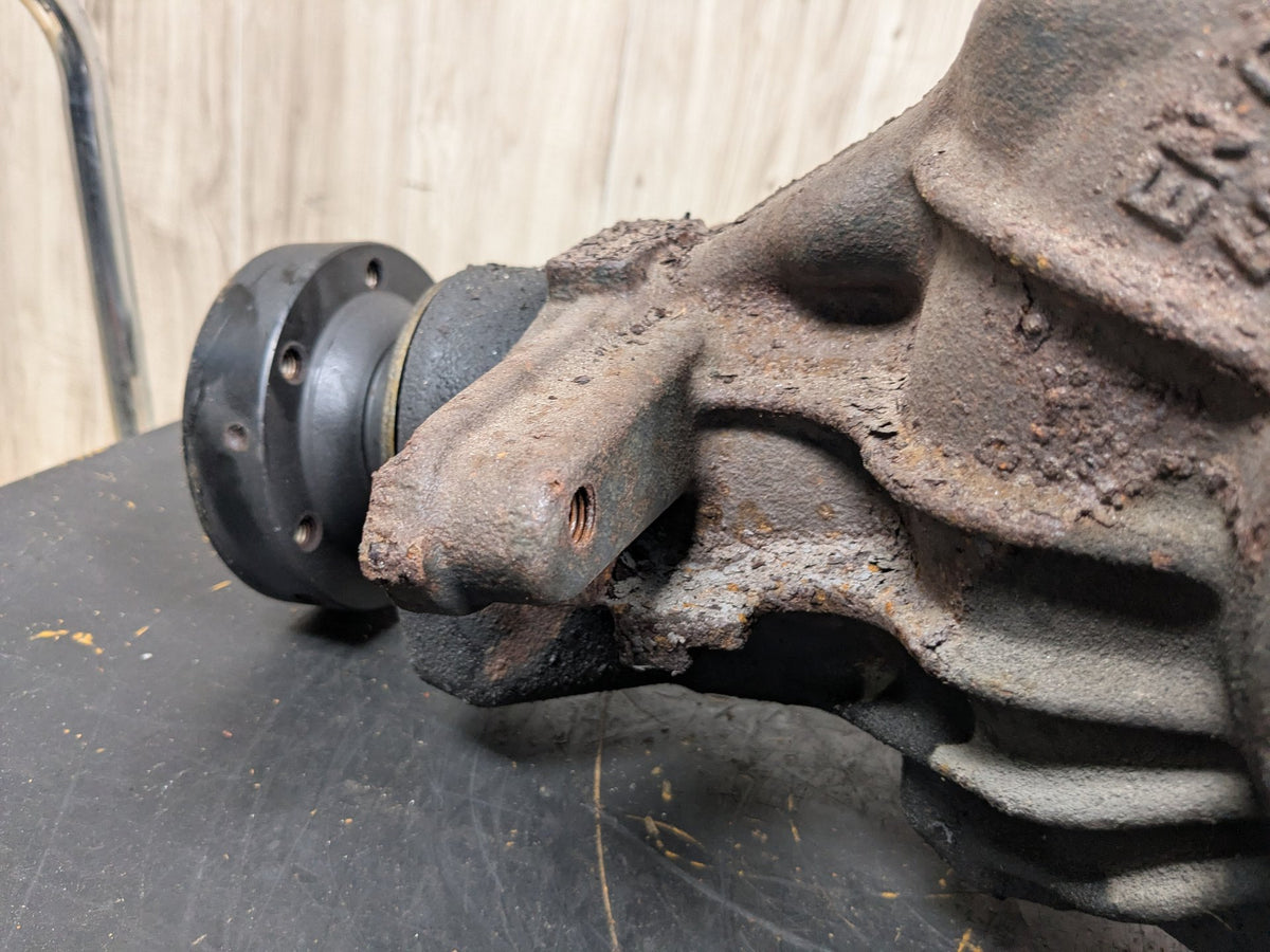 2004-2010 BMW M6 E64 S85B50A Rear Axle Carrier Differential k 2283062