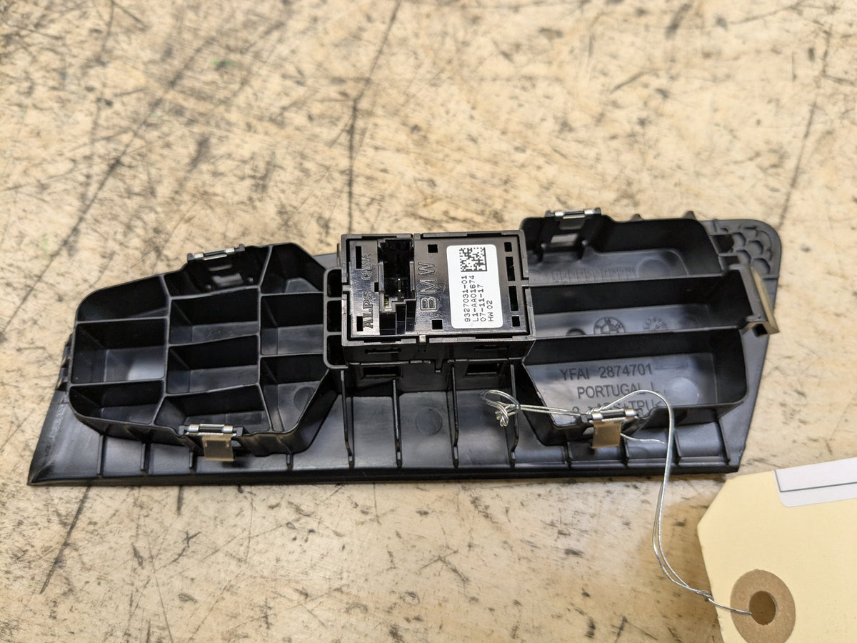 2018-2023 BMW M550i G30 Front Right Passenger Door Master Window Switch OEM