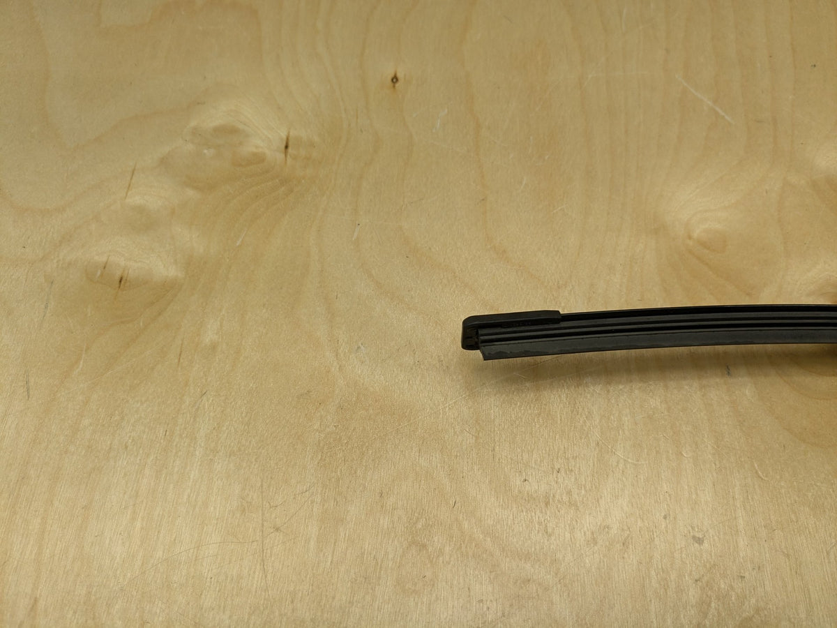 2018-2025 BMW X3 G01 Rear Windshield Wiper 5A9D569 OEM