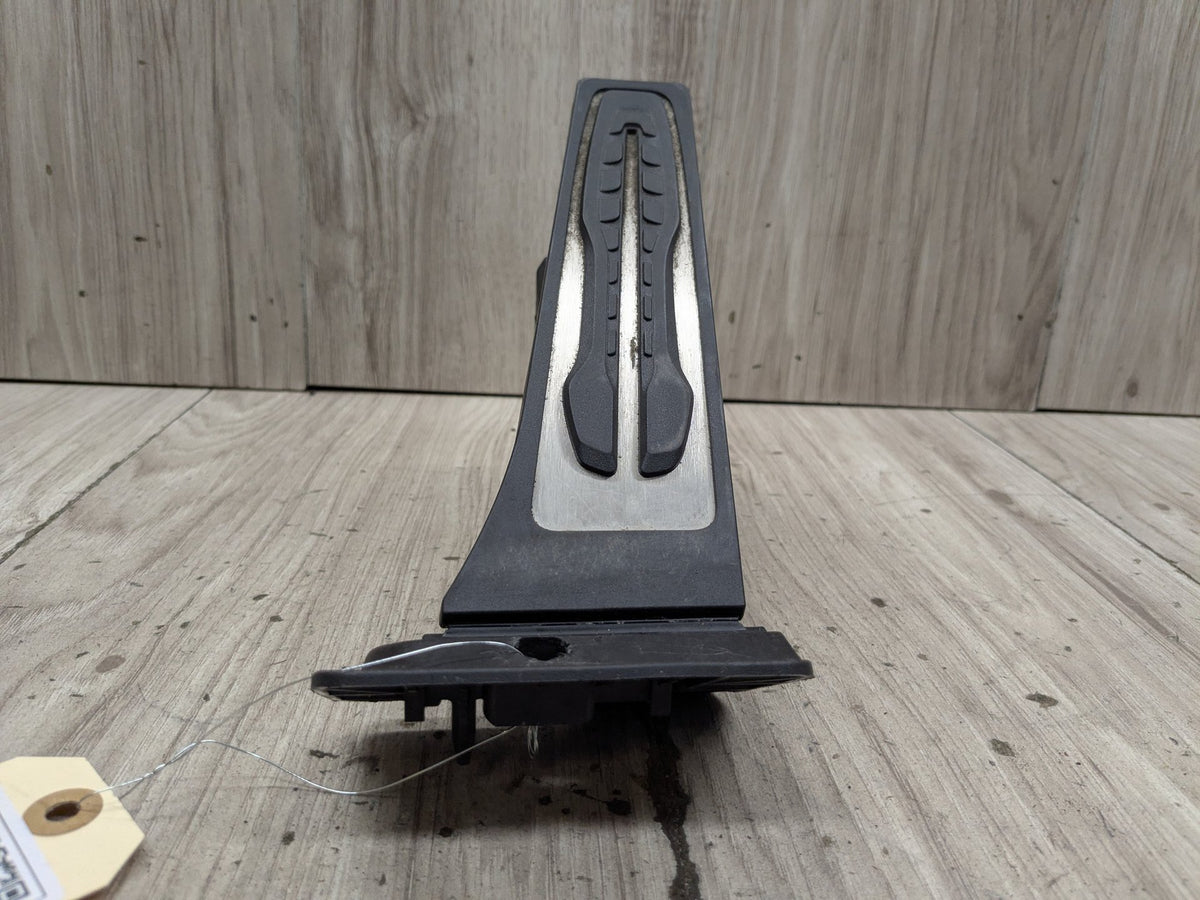 2022-2026 BMW 430i G26 Gas Accelarator Pedal 6889820 OEM