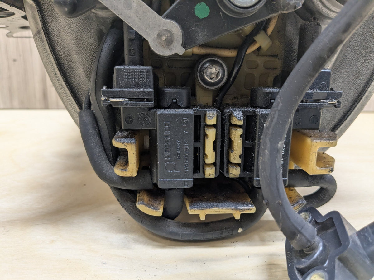 2009-2011 Mercedes-Benz R171 SLK-Class M272 Engine Intake Manifold A2721402401
